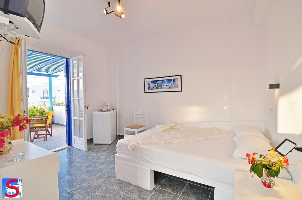 Soultana Rooms & Studios Pollonia Exterior photo
