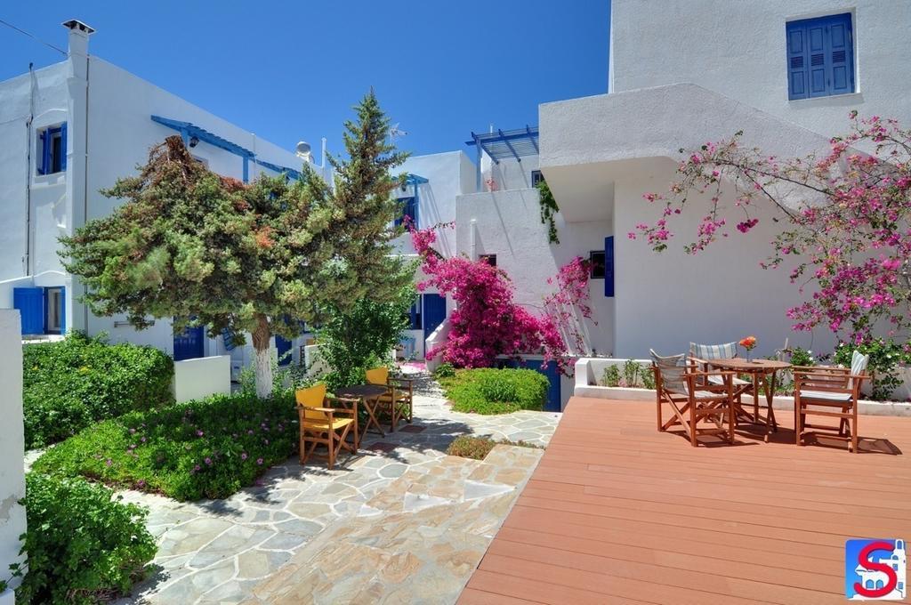 Soultana Rooms & Studios Pollonia Exterior photo